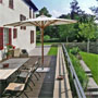 Hausgarten Schwieberdingen: Blick von der Terrasse in die Weite des Gartens - kurz nach der Fertigstellung